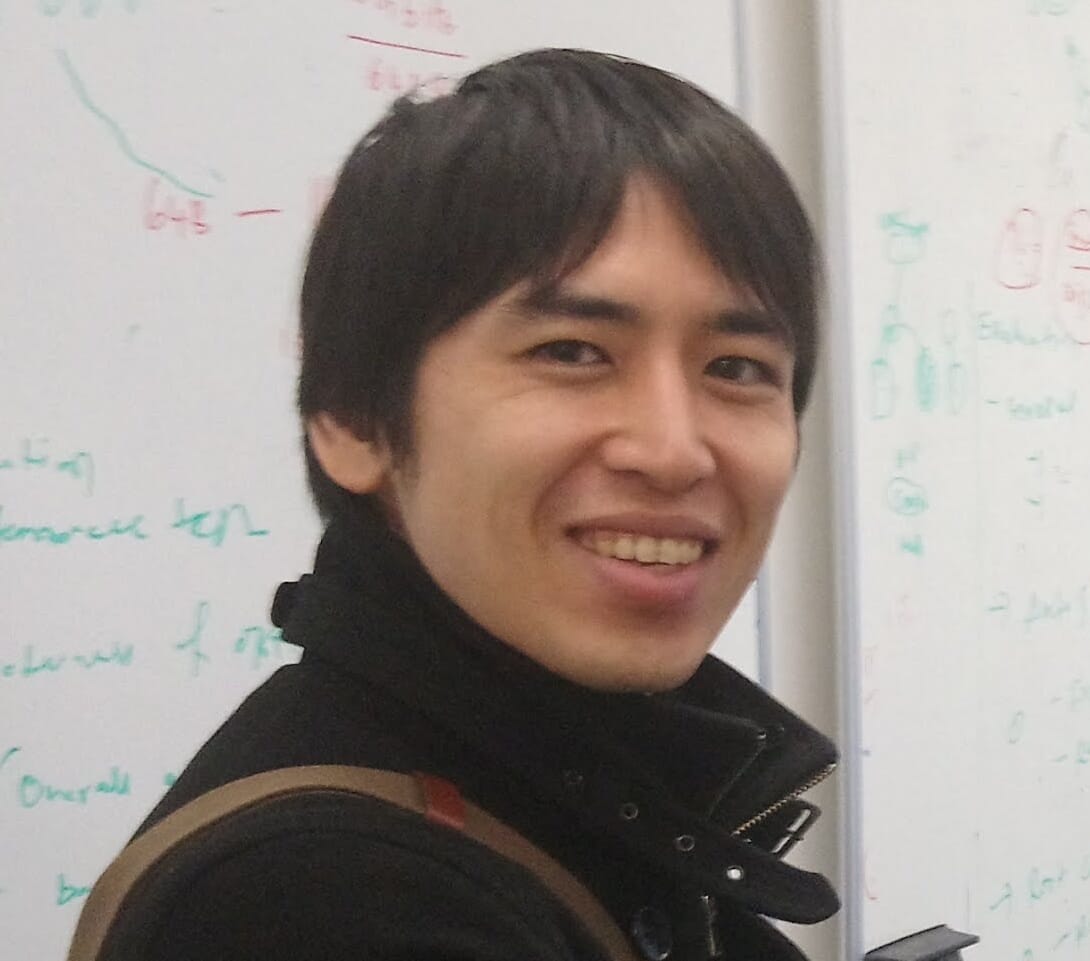Keishi Uemura (上村 敬志)